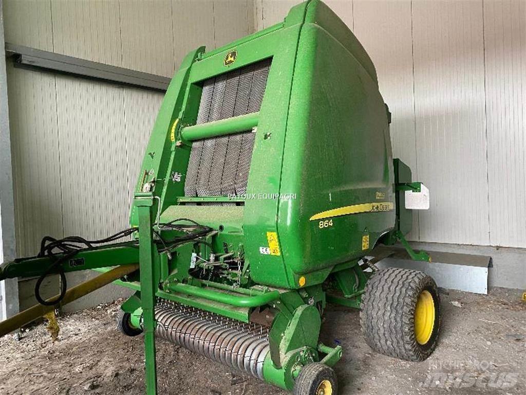 John Deere 864 Rundballenpressen