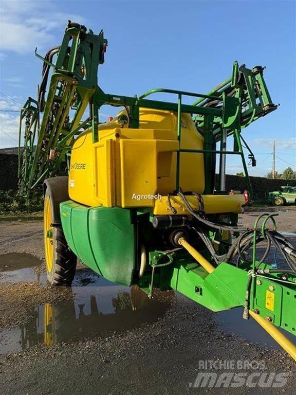 John Deere M740 Anhängespritzen