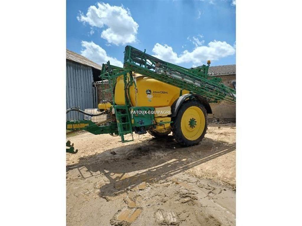 John Deere M740i Anhängespritzen
