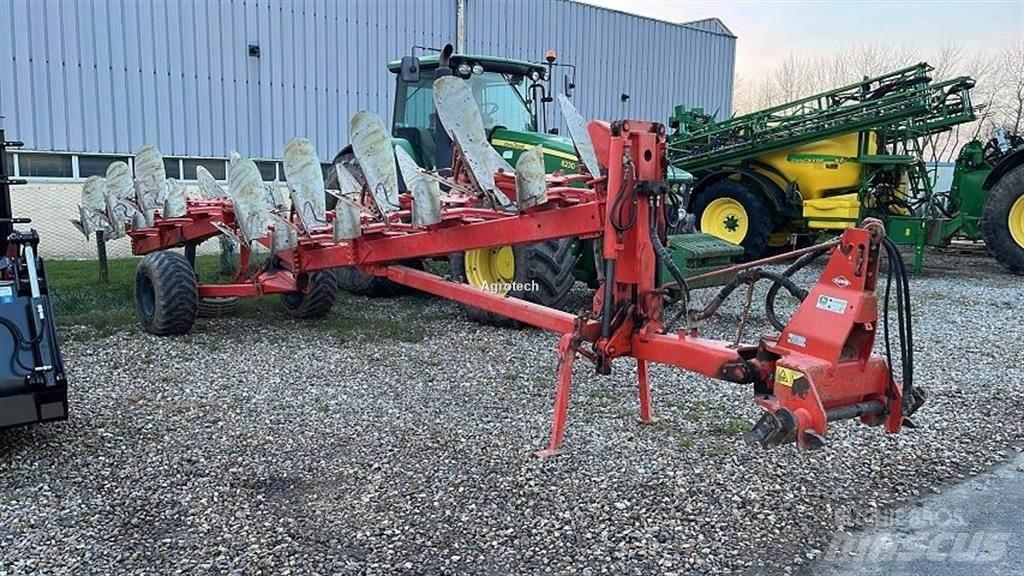 Kuhn MANAGER C 7 Konventionelle Pflüge