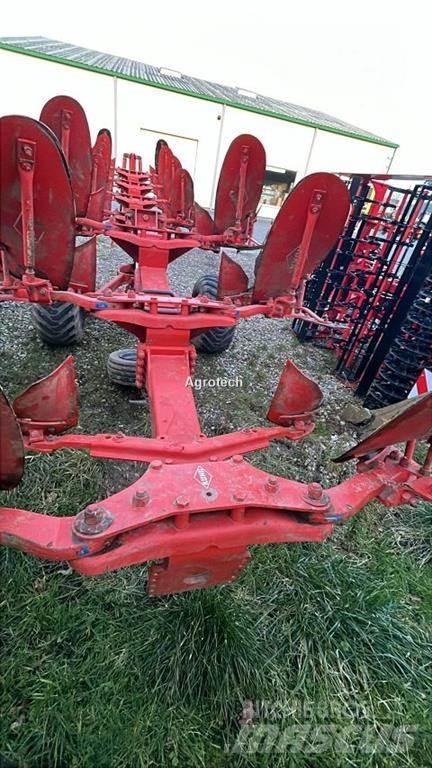 Kuhn MANAGER C 7 Konventionelle Pflüge