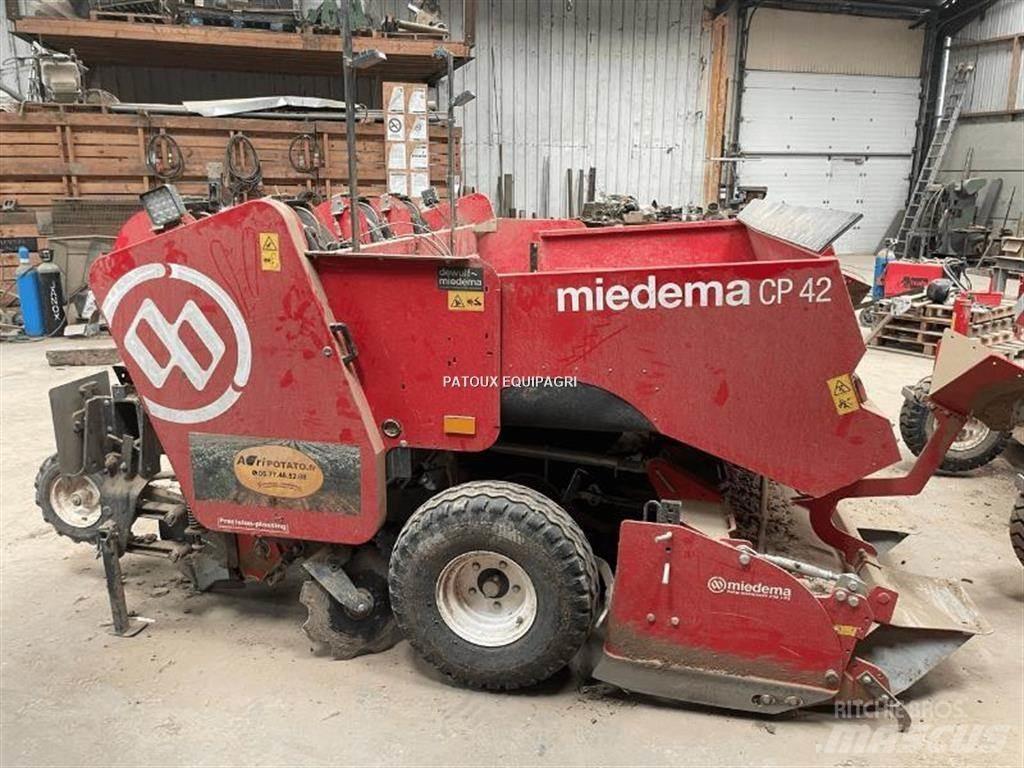 Miedema CP42 Aardappelplanters