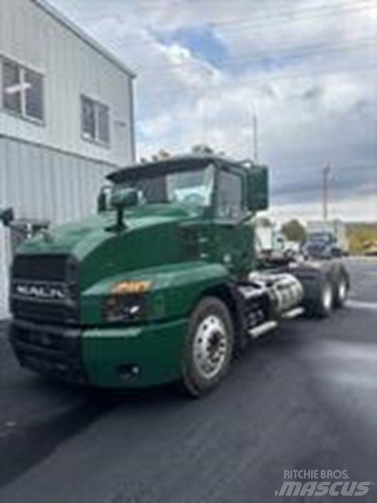 Mack AN64T Sattelzugmaschinen