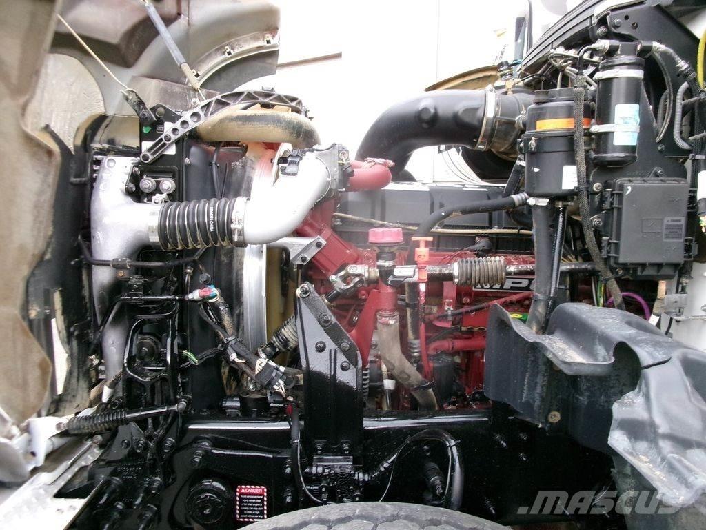 Mack GR64FR Kipper