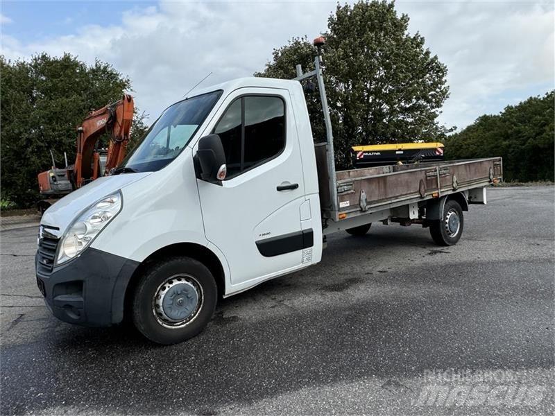 Opel Movano Pritschenwagen/Pritschenwagen mit Seitenklappe
