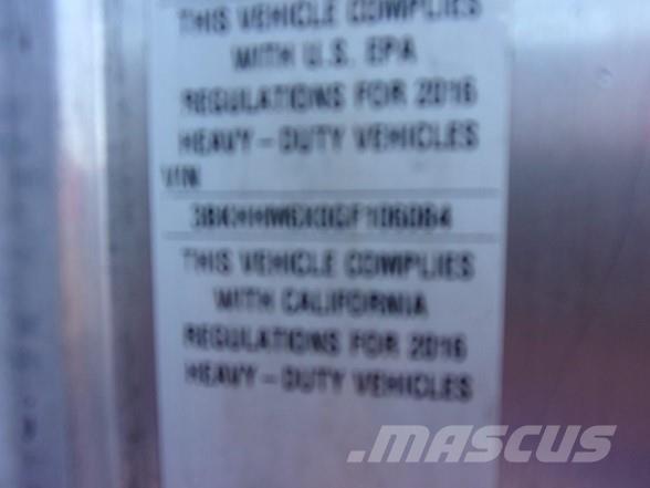 Kenworth T300 Kofferaufbau