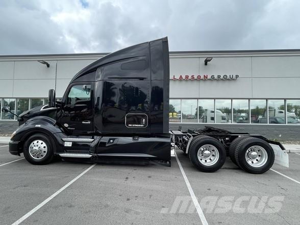Kenworth T680 Sattelzugmaschinen