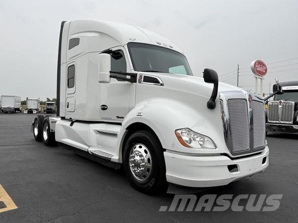 Kenworth T680 Sattelzugmaschinen