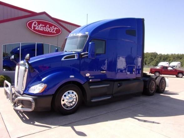 Kenworth T680 Sattelzugmaschinen