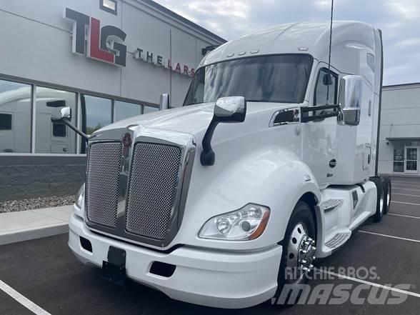 Kenworth T680 Sattelzugmaschinen