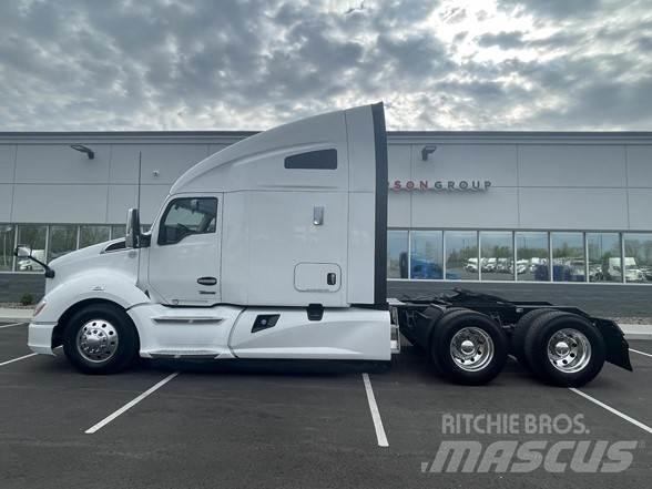 Kenworth T680 Sattelzugmaschinen