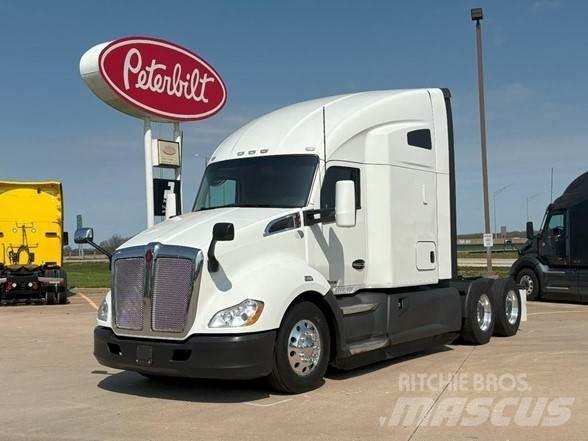 Kenworth T680 Sattelzugmaschinen
