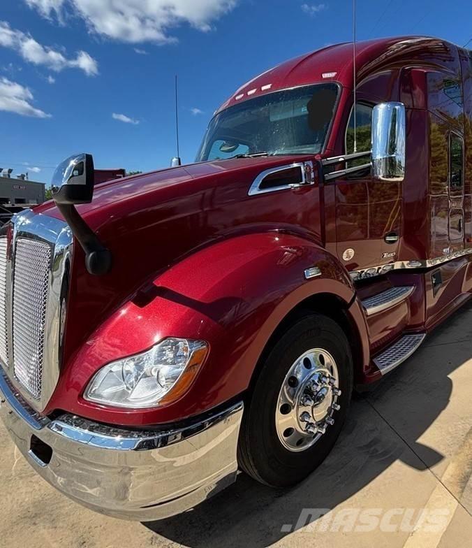Kenworth T680 Sattelzugmaschinen