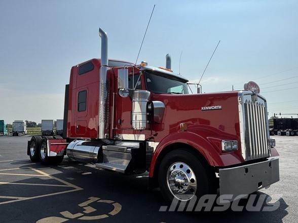 Kenworth W900 Sattelzugmaschinen