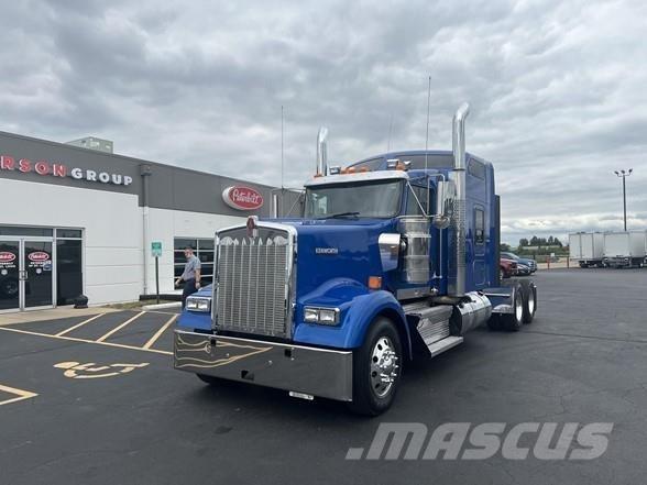Kenworth W900 Sattelzugmaschinen