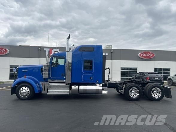 Kenworth W900 Sattelzugmaschinen