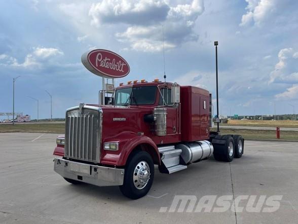 Kenworth W900B Sattelzugmaschinen