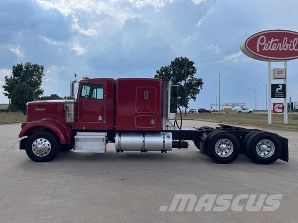 Kenworth W900B Sattelzugmaschinen