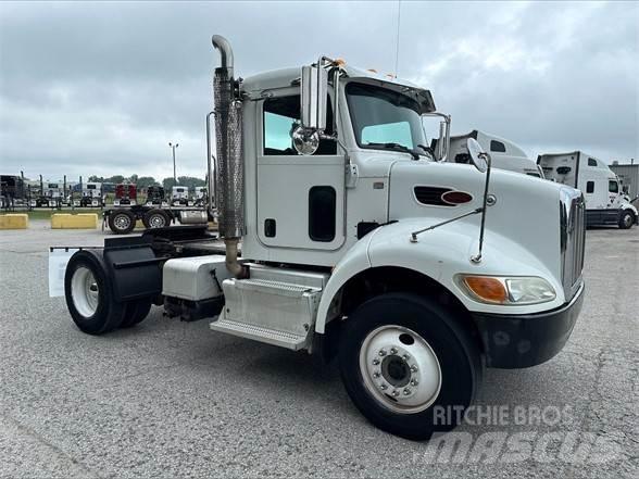 Peterbilt 337 Sattelzugmaschinen