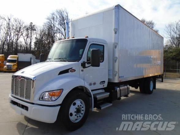 Peterbilt 536 Sonstige Baumaschinen