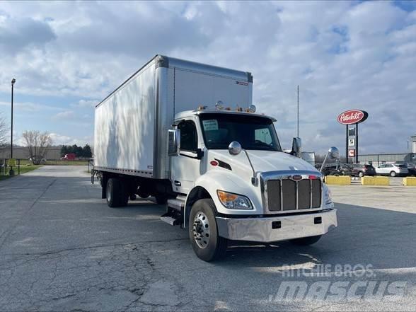 Peterbilt 536 Sonstige Baumaschinen