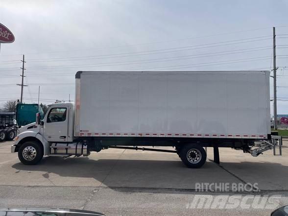 Peterbilt 536 Sonstige Baumaschinen