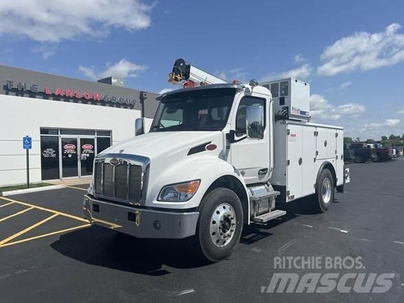 Peterbilt 536 Sonstige Baumaschinen