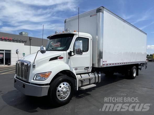 Peterbilt 536 Kofferaufbau