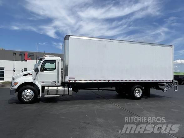 Peterbilt 536 Kofferaufbau