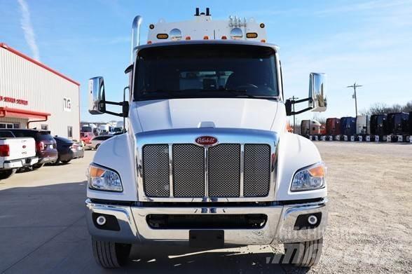 Peterbilt 537 Müllwagen