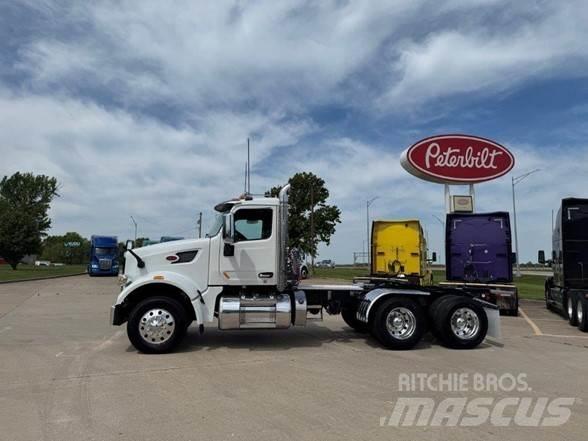 Peterbilt 567 Sattelzugmaschinen