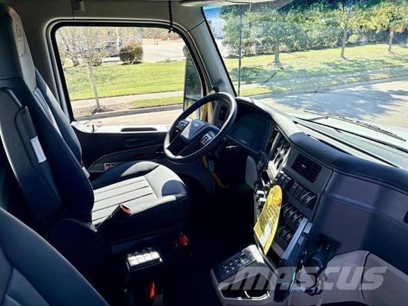 Peterbilt 567 Sonstige Baumaschinen