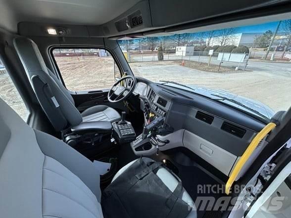 Peterbilt 567 Andere