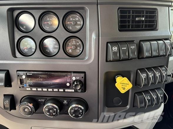 Peterbilt 567 Kipper