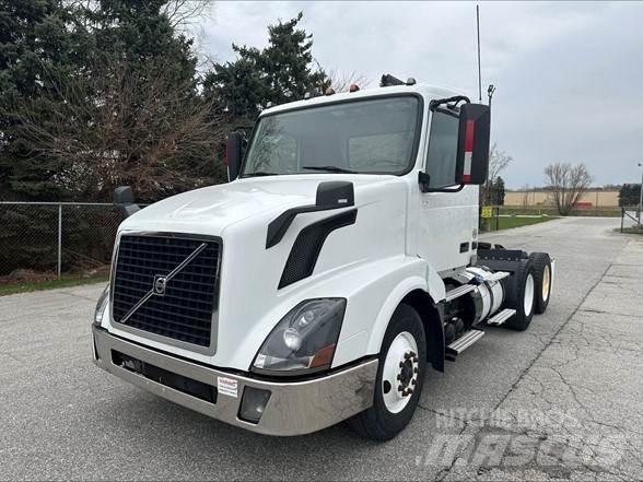 Volvo VNL42T300 Sattelzugmaschinen
