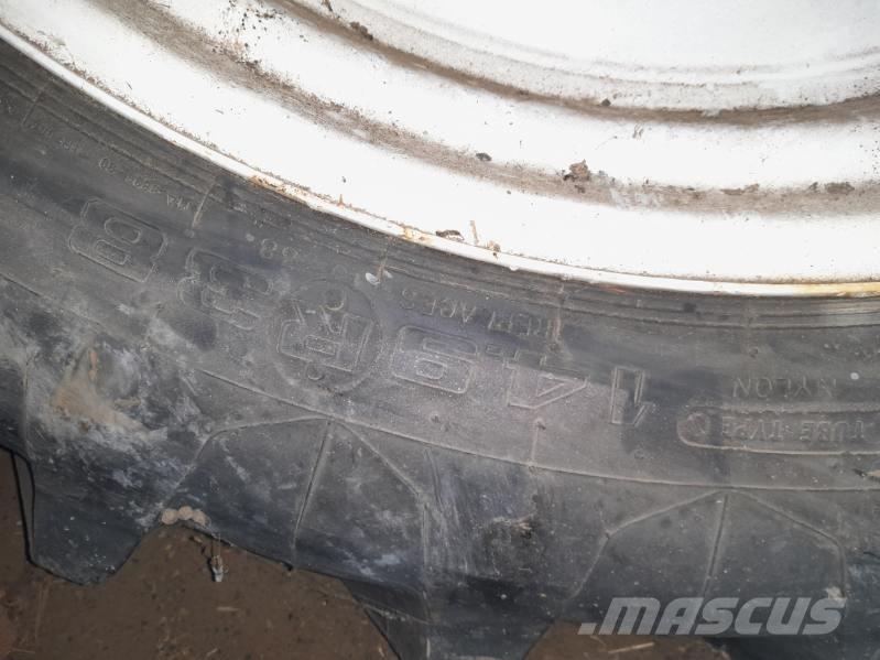  - - - 14,9x38 Reifen