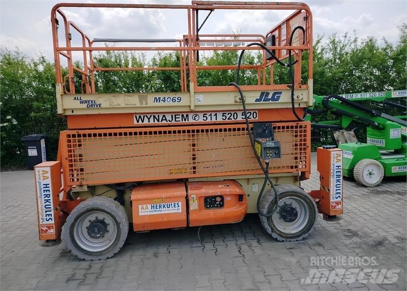 JLG 4069 Scheren-Arbeitsbühnen