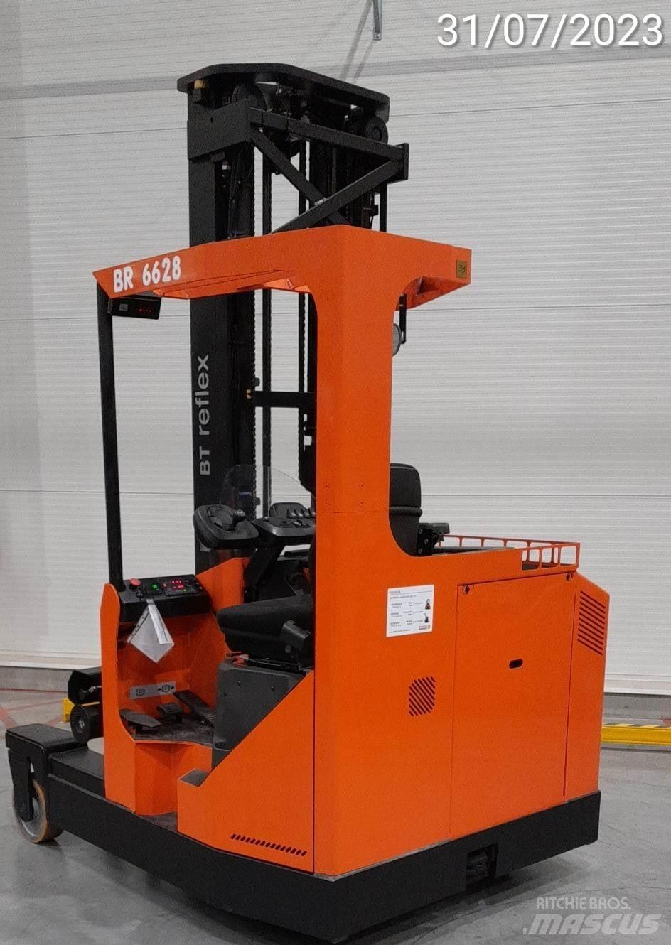 BT FRE270 Schubmaststapler