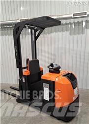 BT OSE120CB Niederhub-Kommissionierer