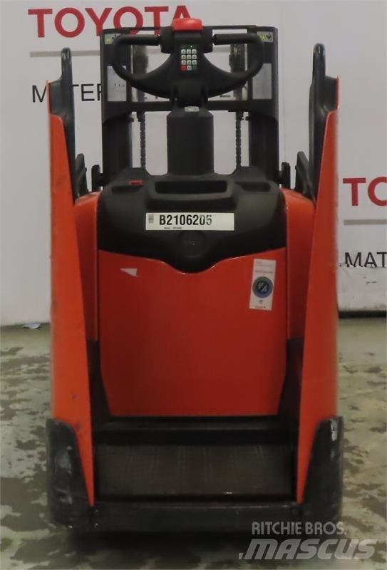 BT SPE200D Zelfrijdende stapelaars
