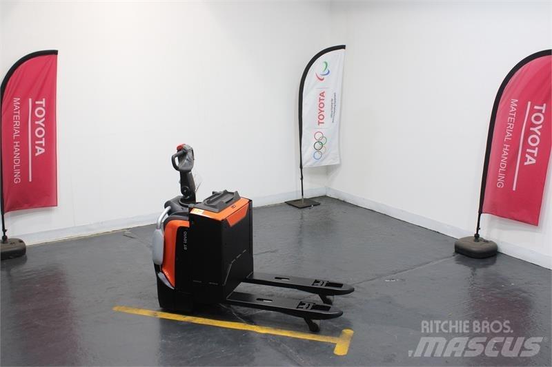 BT LPE200 Gabelstapler mit Fahrerstand