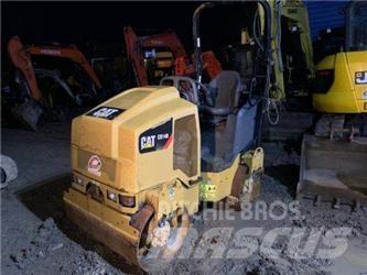 CAT CB14B Tandemwalzen