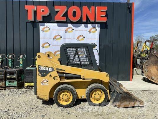 Gehl 3840 Minilader