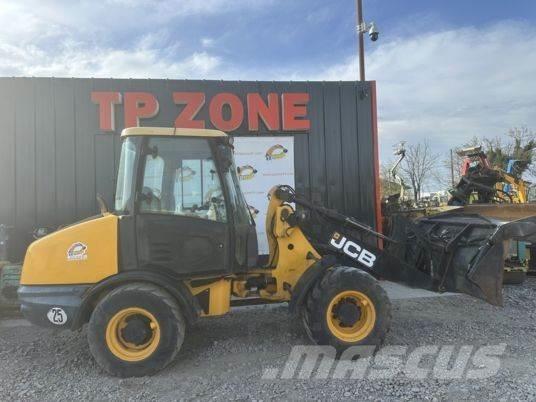 JCB 406 à 23500 € HT Radlader