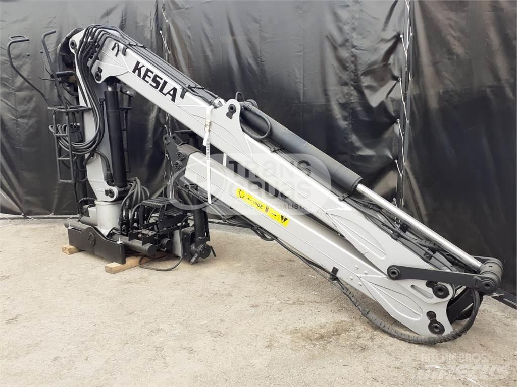 Kesla 2009L Krane und Lader