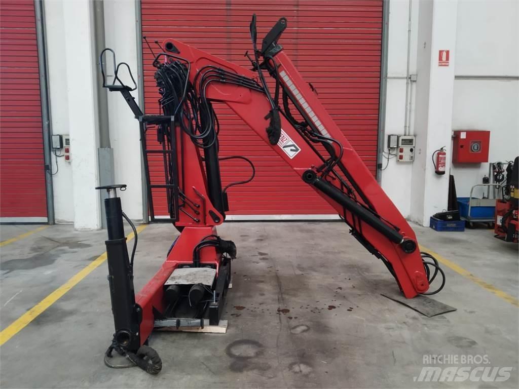 Penz 9100H Krane und Lader
