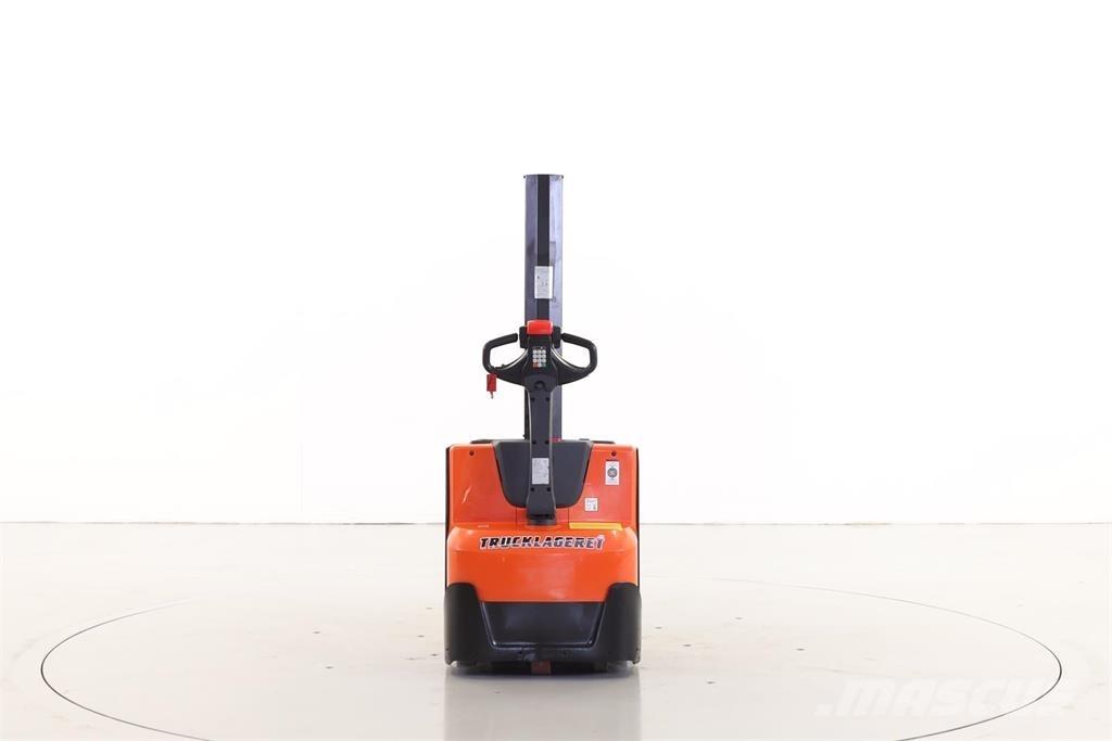BT SWE-080-L Deichselstapler