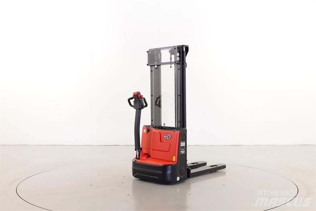 EP ESA121 Deichselstapler