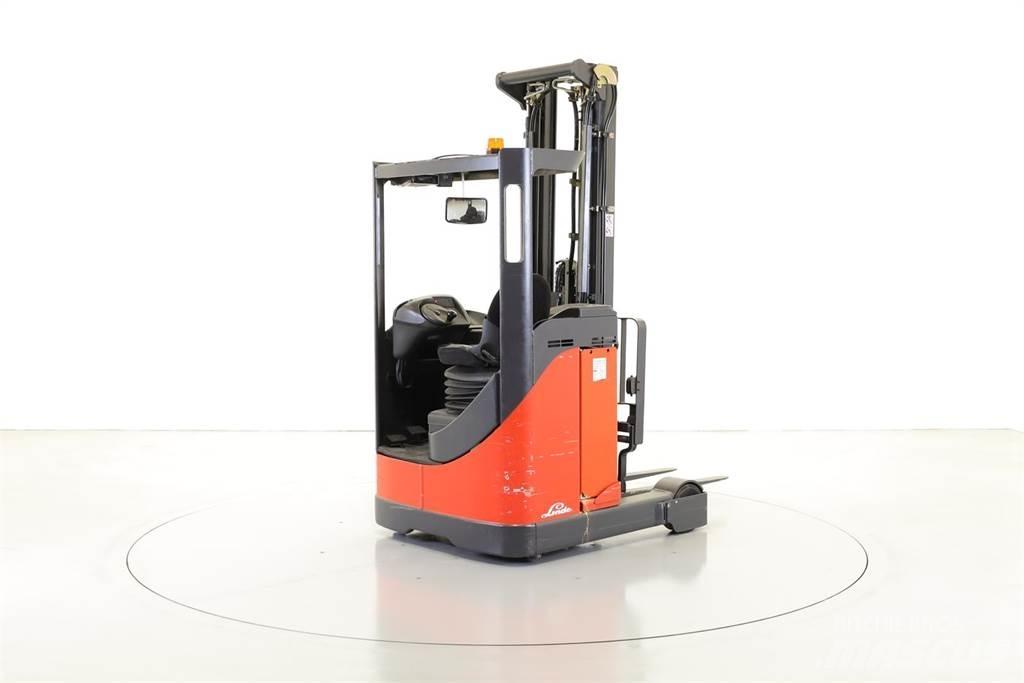 Linde R10CS Schubmaststapler