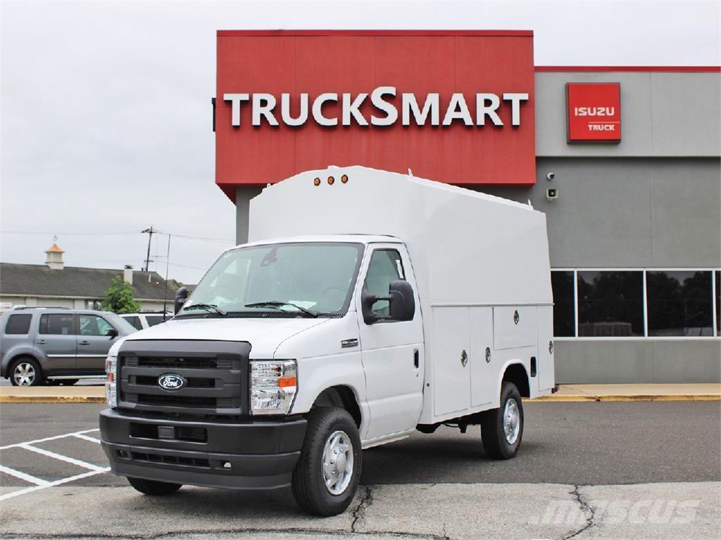 Ford E350 Kommunal-Sonderfahrzeuge
